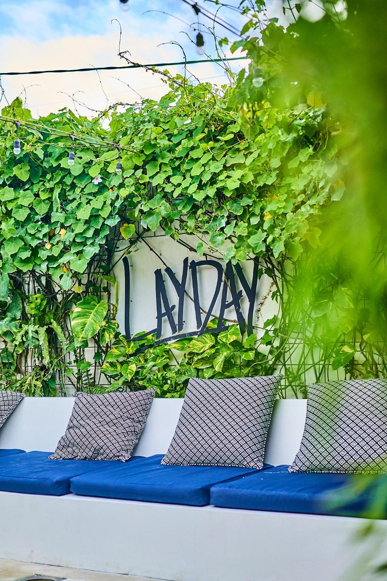 Lay Day Hostel Canggu エクステリア 写真